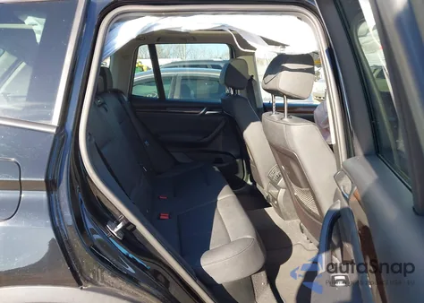 2016 BMW X3 xDrive28I z USA, uszkodzony, nr VIN 5UXWX9C57G0D78460